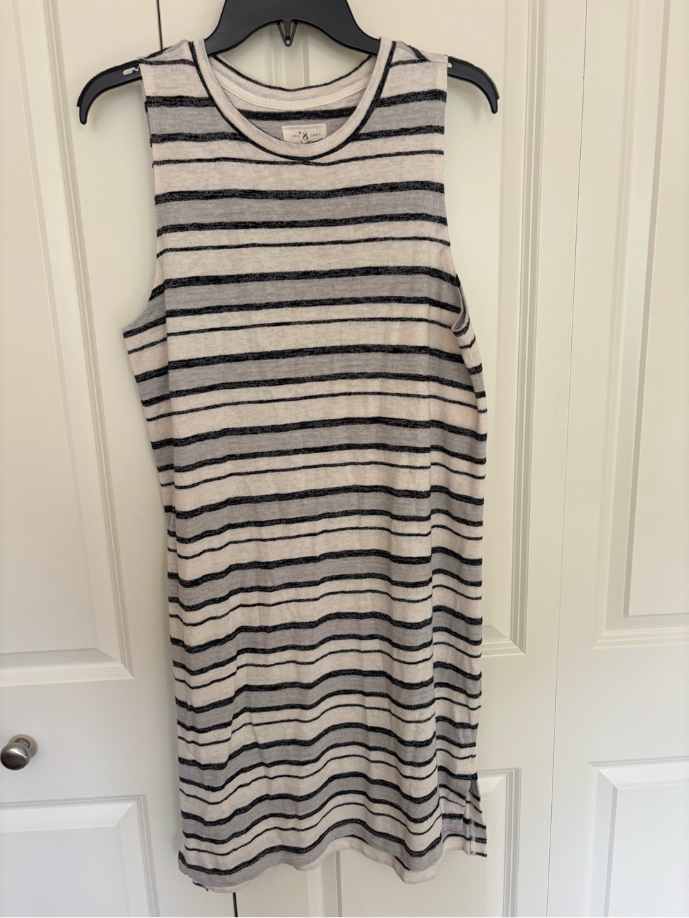 Lou & Grey Dress gray striped sleeveless tank dress size medium.